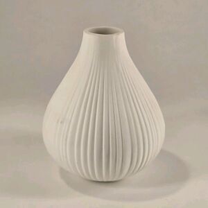 Chive White Ribbed Ceramic Mini Vase 3.75 in Decorative Printed Backstamp